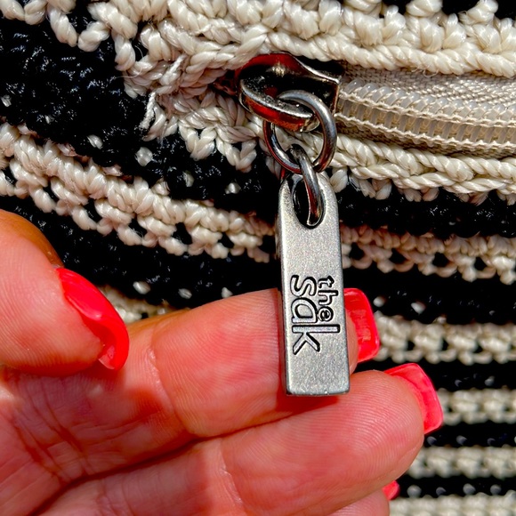 “The Sak” CROCHET Hobo Bag. I’ve only used a few times. - Picture 3 of 11